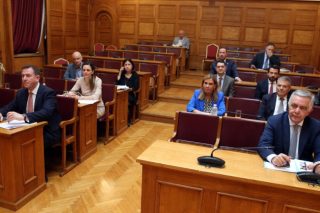 Ονομαστική ψηφοφορία για τις άρσεις ασυλίας